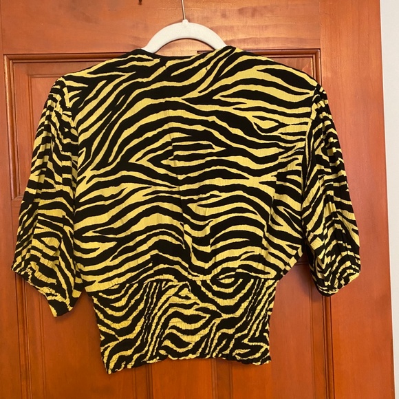FAITHFULL THE BRAND Zebra Top - Picture 3 of 4